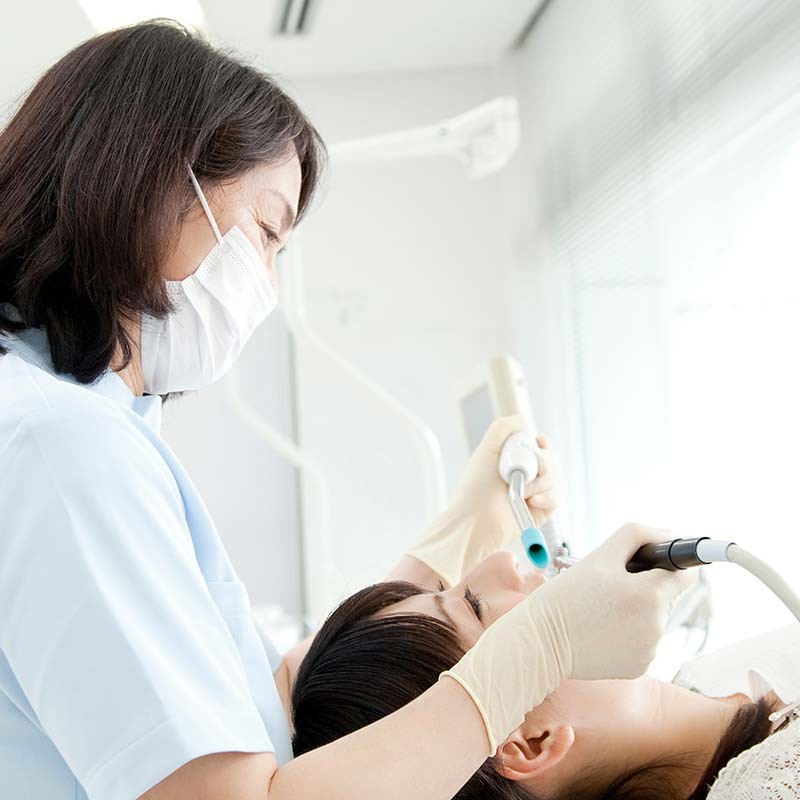 顯微根管治療/活髓治療